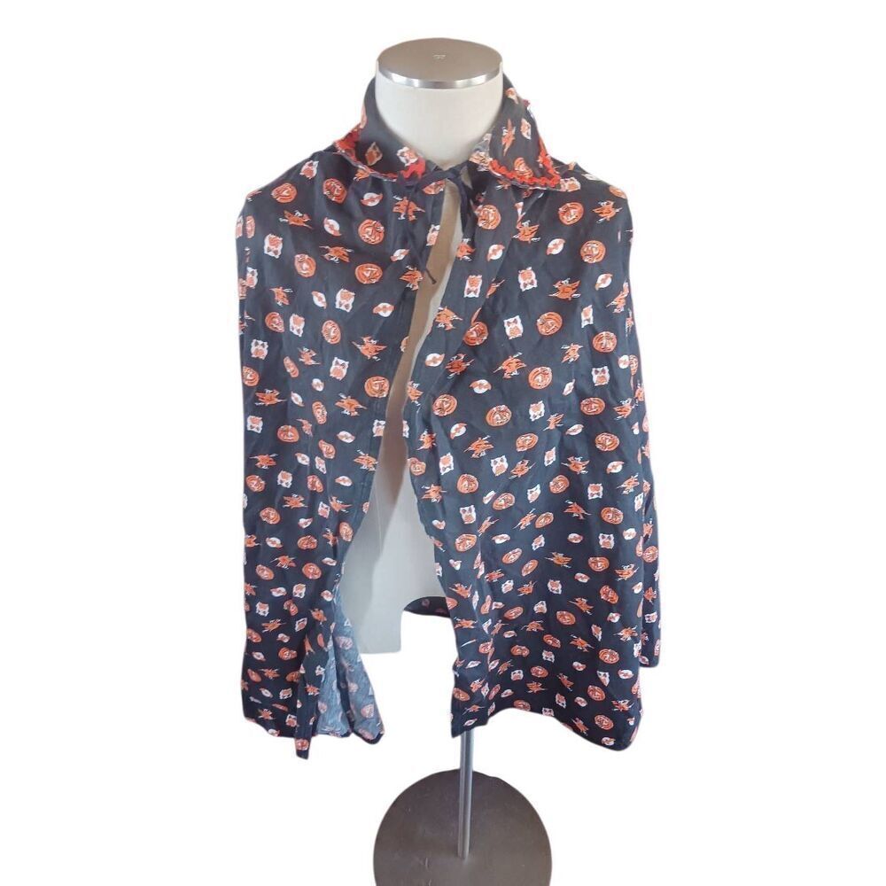 Vintage handmade Halloween cape tie at nexk Jack o labter witches owls